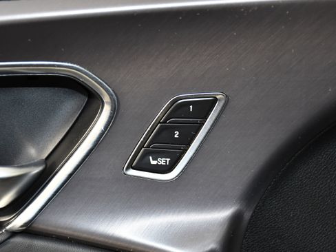 Certified 2025 Acura RDX SH-AWD image 33