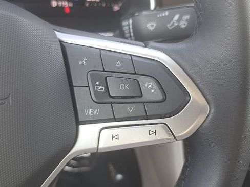 Certified 2023 Volkswagen Jetta SE FWD image 18