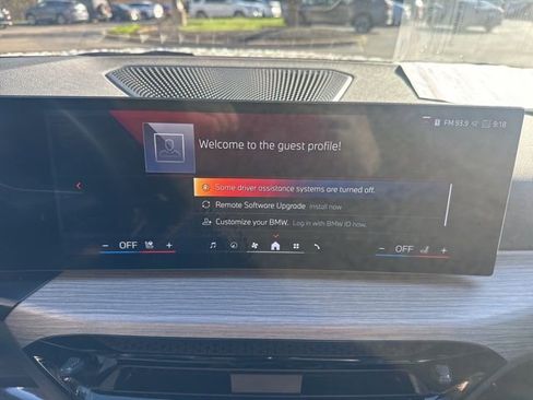 Used 2025 BMW i4 eDrive40 image 23