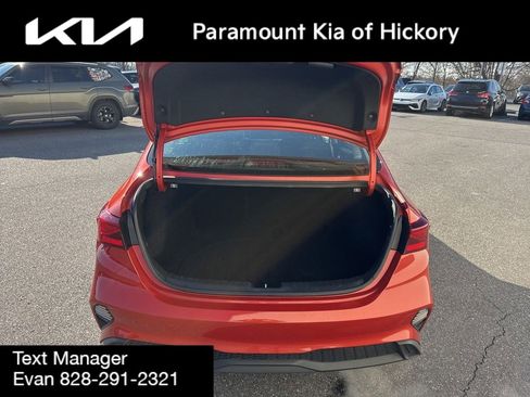 Used 2022 Kia Forte LXS image 10