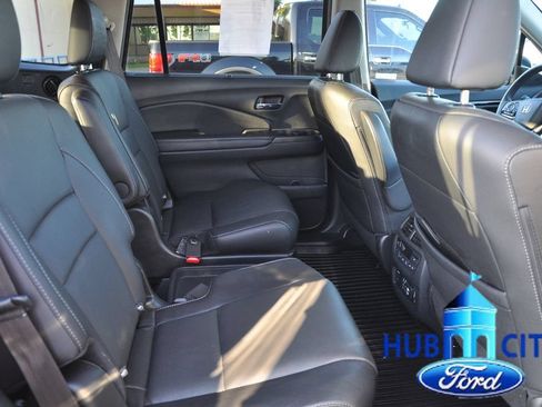 Used 2022 Honda Pilot Elite image 14