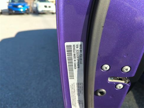 Used 2023 Dodge Challenger R/T w/ T/A Package image 32