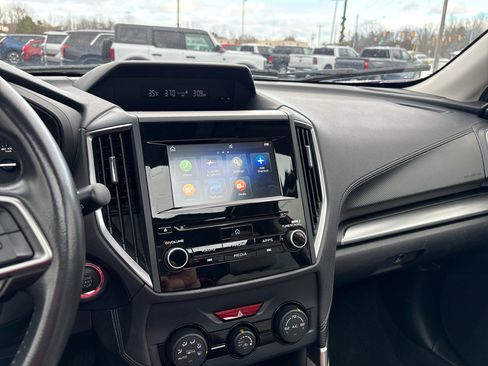 Used 2023 Subaru Forester Premium image 20