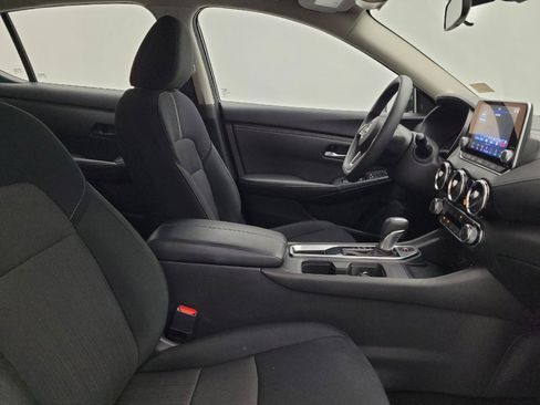 Used 2025 Nissan Sentra SV FWD image 21