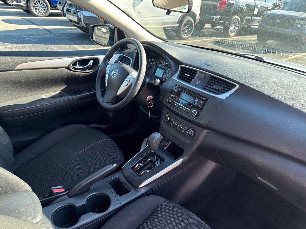 Used 2017 Nissan Sentra S FWD image 30