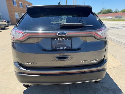 Used 2018 Ford Edge Titanium w/ Technology Package FWD image 7