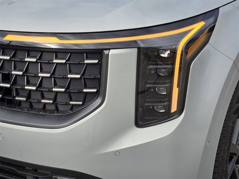 New 2026 Kia Carnival SX Prestige image 6