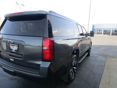 Used 2020 Chevrolet Suburban Premier image 5