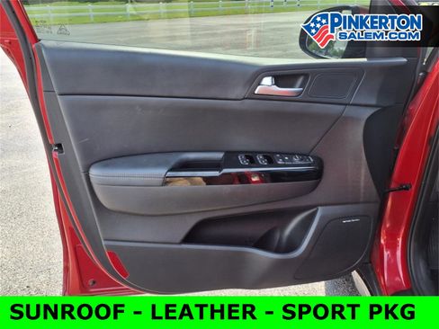 Used 2022 Kia Sportage SX image 16