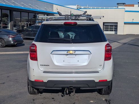 Used 2017 Chevrolet Equinox LT w/ Convenience Package image 6