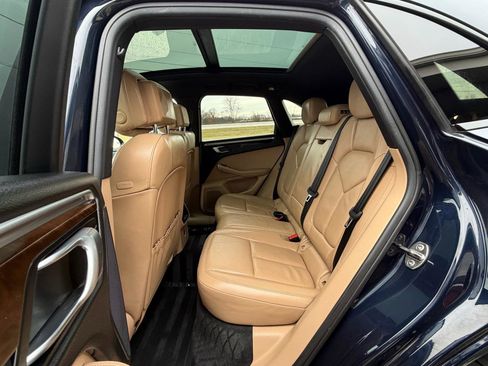 Used 2019 Porsche Macan S image 23