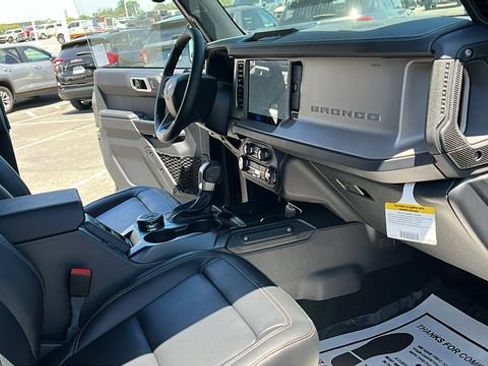 New 2026 Ford Bronco Outer Banks AWD/4WD image 12