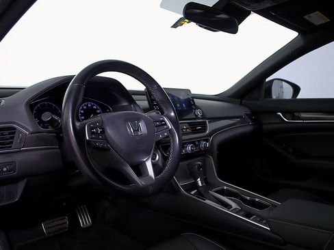 Used 2022 Honda Accord Sport image 13