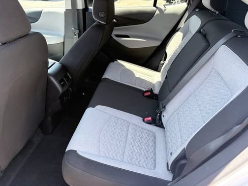 Used 2023 Chevrolet Equinox LS w/ LS Convenience Package FWD image 7