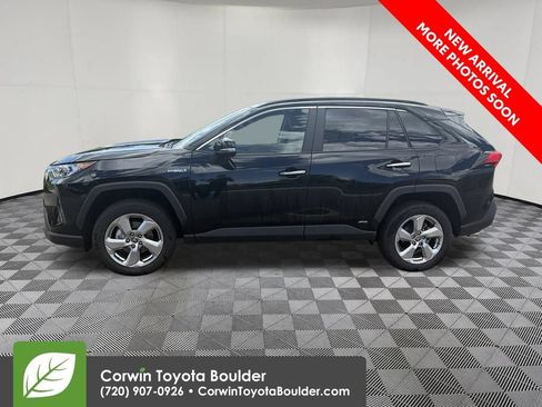 Used 2021 Toyota RAV4 Limited w/ Limited Grade Weather Package AWD/4WD image 4