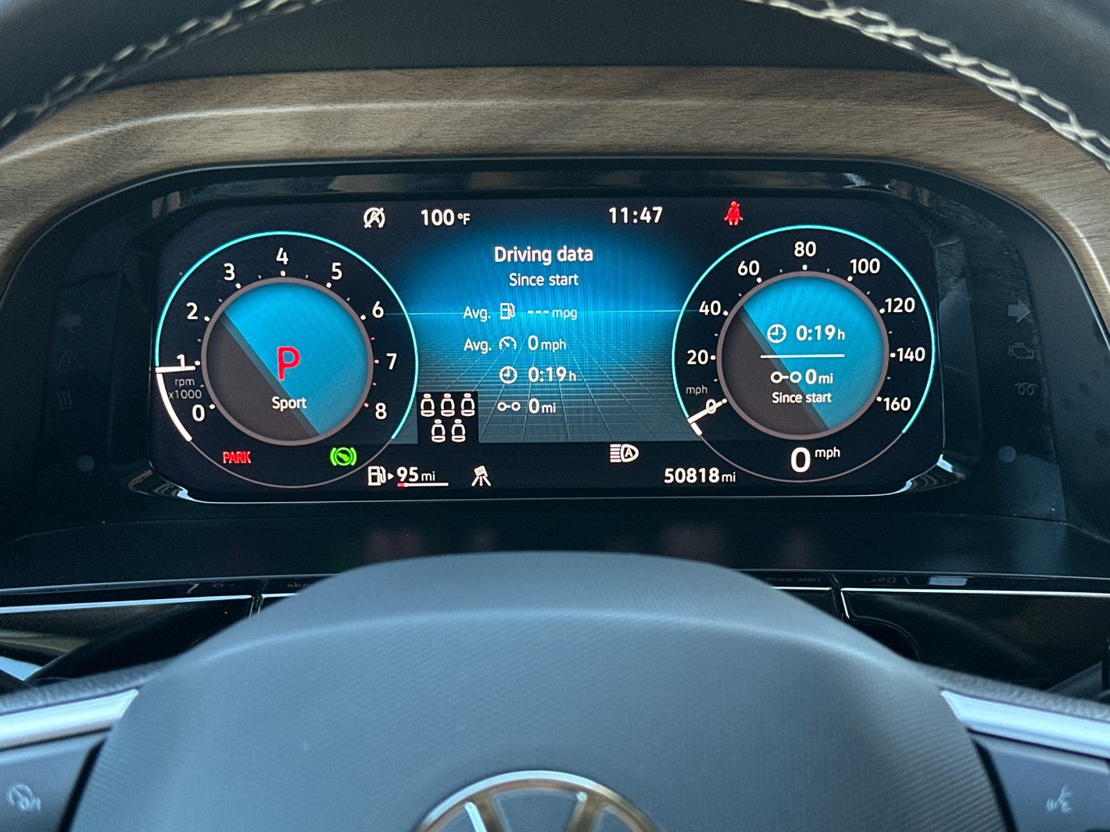 Used 2025 Volkswagen Atlas SE AWD/4WD image 23
