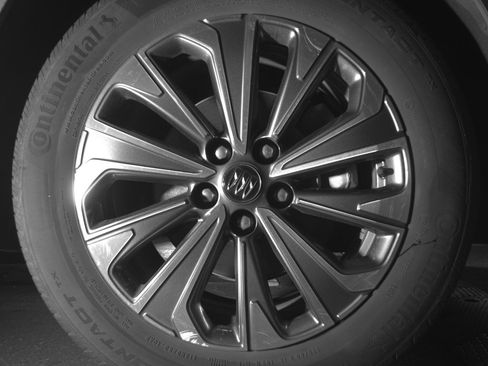 Used 2024 Buick Envision Preferred AWD/4WD image 10