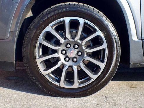 Used 2022 GMC Acadia Denali w/ Denali Ultimate Package image 51