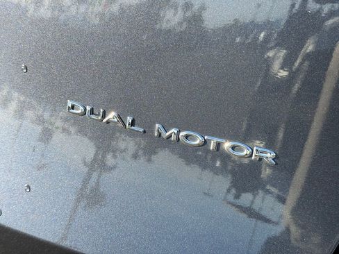 Used 2023 Tesla Model Y Long Range image 8