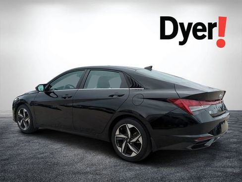 Used 2023 Hyundai Elantra Limited image 5