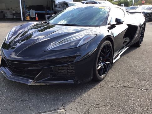 Used 2024 Chevrolet Corvette Z06 w/ Battery Protection Package RWD image 2