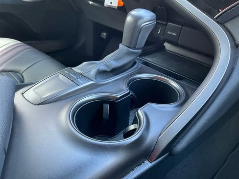 Used 2023 Toyota Camry SE FWD image 18