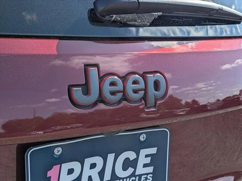 Used 2019 Jeep Grand Cherokee Trailhawk AWD/4WD image 29