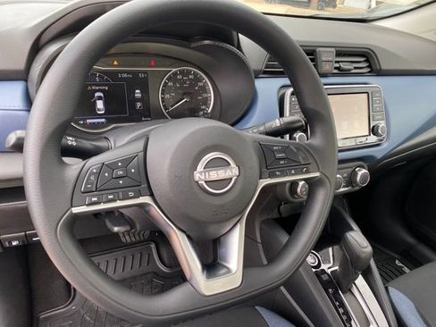 New 2025 Nissan Versa SV image 12