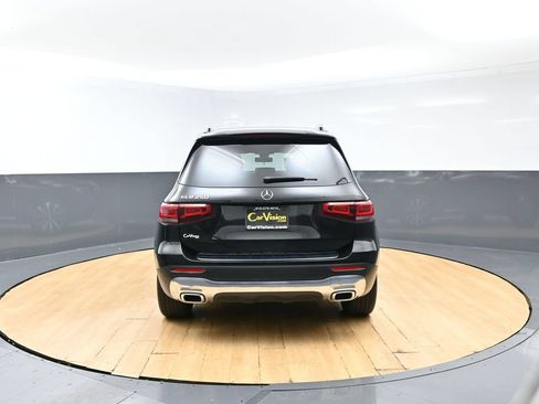 Used 2022 Mercedes-Benz GLB 250 w/ Premium Package Lite image 13