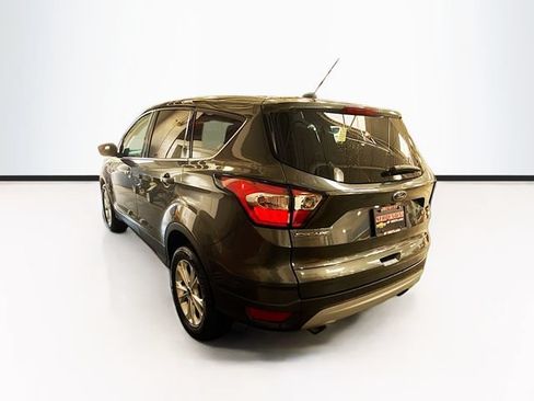 Used 2017 Ford Escape SE AWD/4WD image 8