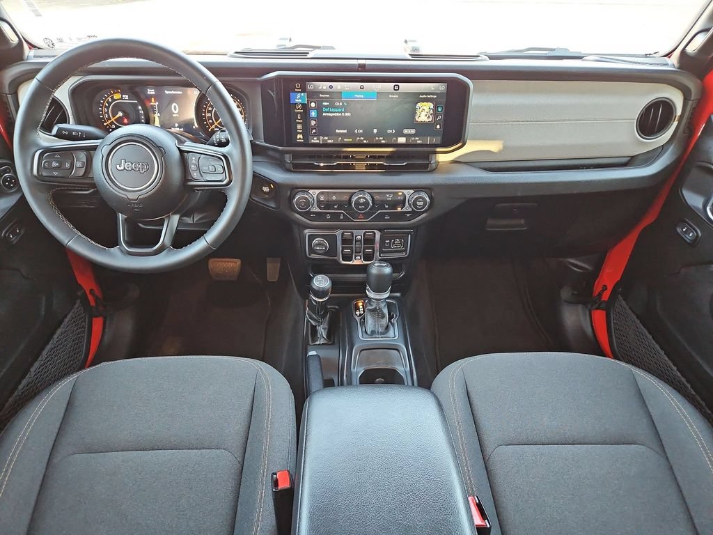 Used 2025 Jeep Wrangler Unlimited Sport AWD/4WD image 26