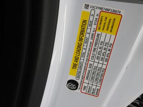 Used 2022 Chevrolet Silverado 2500 LT w/ Convenience Package image 45