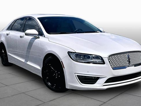 Used 2020 Lincoln MKZ Reserve w/ Luxury Package AWD/4WD image 3