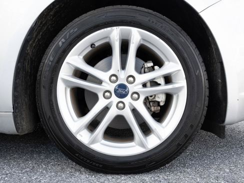 Used 2018 Ford Fusion S FWD image 39