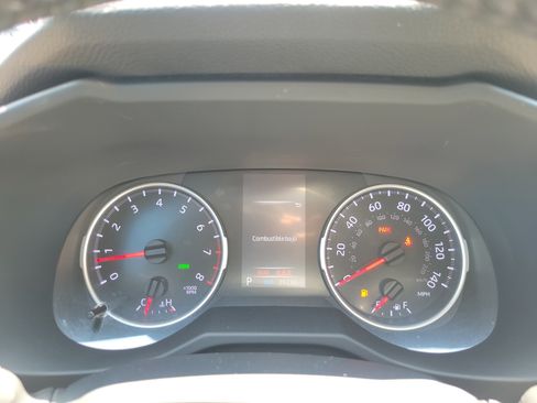 Used 2022 Toyota RAV4 XLE Premium FWD image 24
