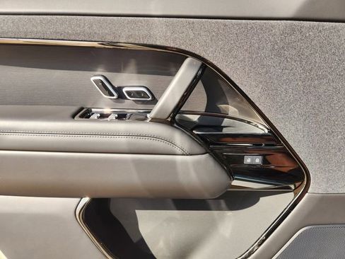 New 2026 Land Rover Range Rover Sport Dynamic SE image 16