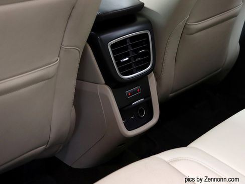 Used 2017 Lincoln MKX Reserve w/ Lincoln MKX Climate Package image 15