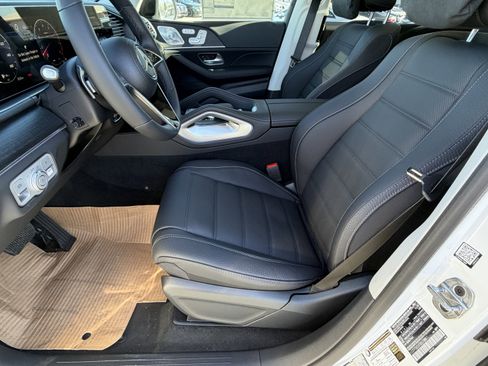 New 2026 Mercedes-Benz GLS 450 4MATIC image 18