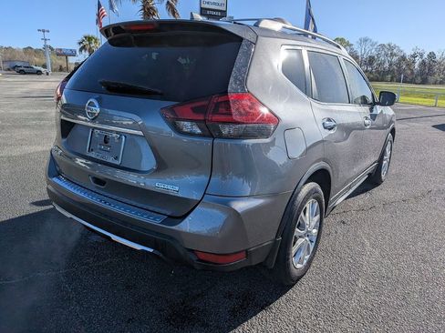 Used 2019 Nissan Rogue S w/ Special Edition Package image 5