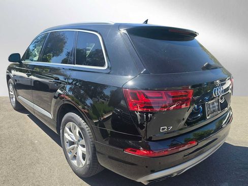 Used 2018 Audi Q7 3.0T Premium Plus AWD/4WD image 5