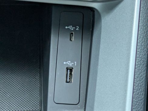 Used 2021 Audi Q3 2.0T Premium w/ Convenience Package image 26