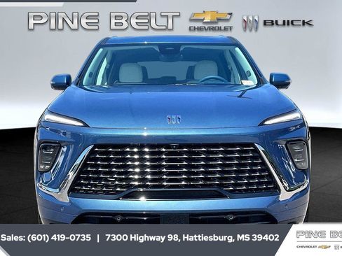 New 2026 Buick Enclave Avenir w/ Super Cruise Package AWD/4WD image 3