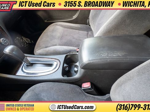 Used 2012 Chevrolet Impala LT FWD image 17