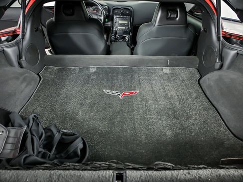 Used 2013 Chevrolet Corvette Z06 w/ Battery Protection Package image 17