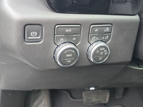 New 2026 GMC Sierra 1500 SLT w/ SLT Convenience Package image 10