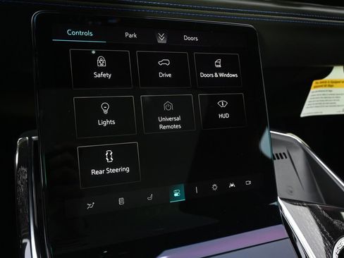 New 2025 Cadillac Escalade IQ Luxury 1 image 31