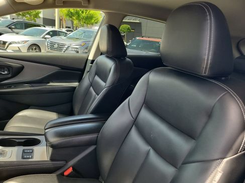 Used 2023 Nissan Murano SV FWD image 16