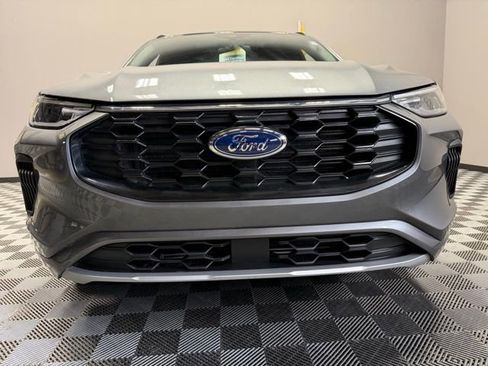 Used 2024 Ford Escape ST-Line w/ Tech Pack #1 image 3