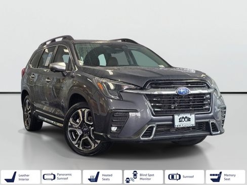 Used 2023 Subaru Ascent Touring AWD/4WD image 1
