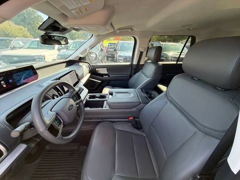 New 2026 Ford Expedition Max Active AWD/4WD image 10